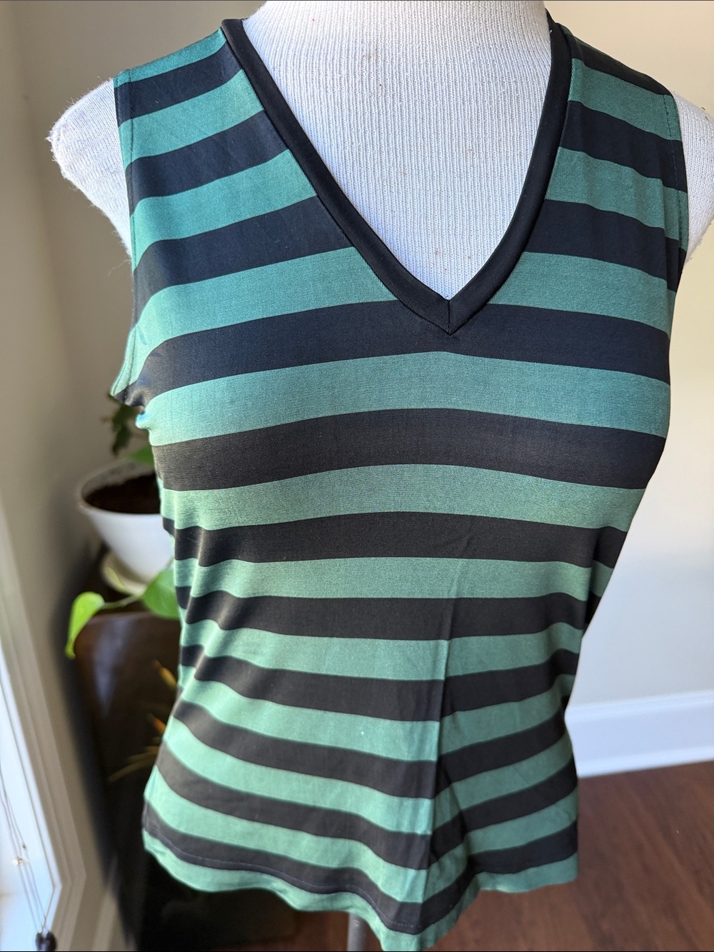 V-Neck Sleeveless Tank Top in Green and Black Stripes